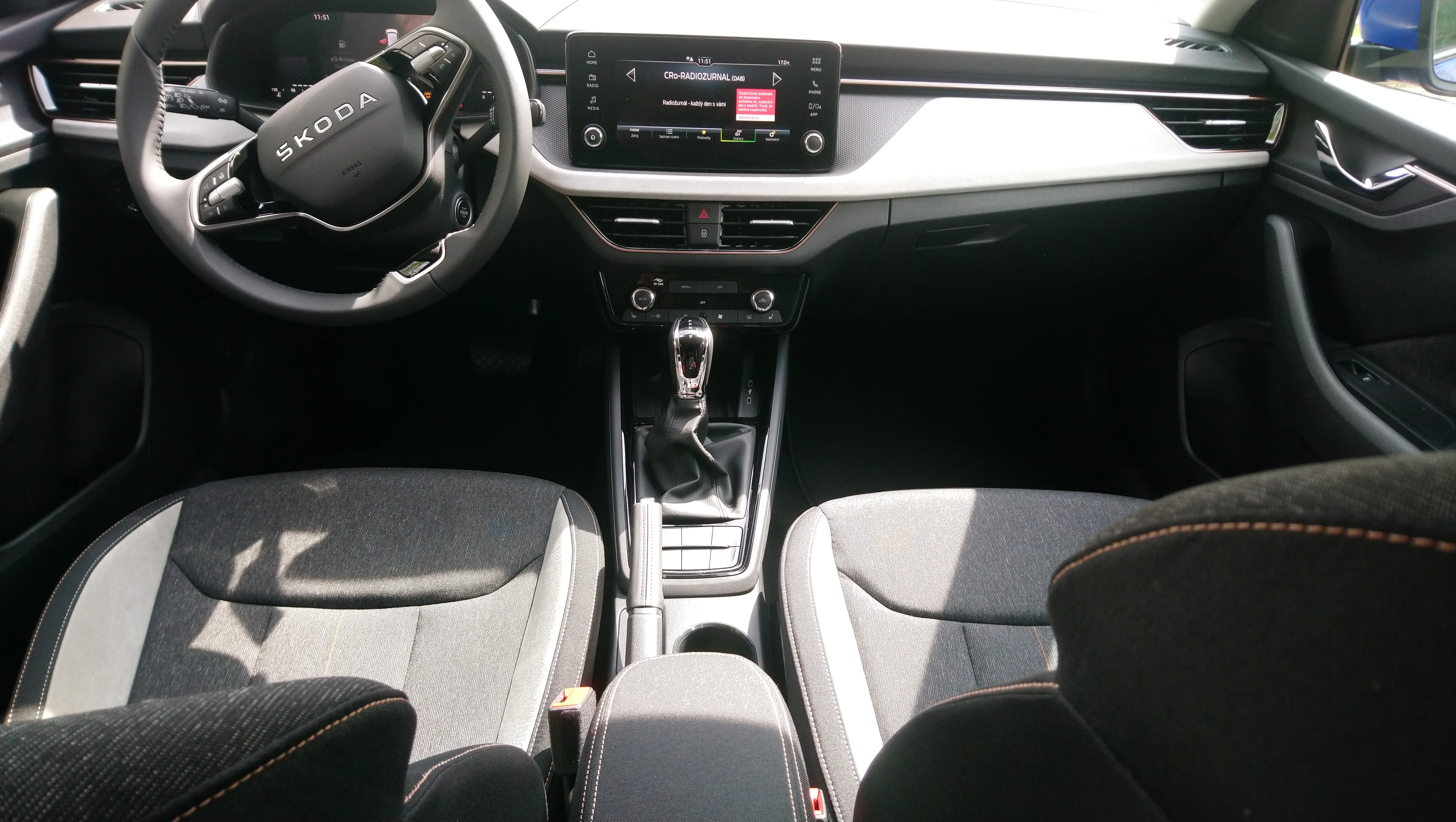 Škoda Scala Top Selection TSi DSG, automat
