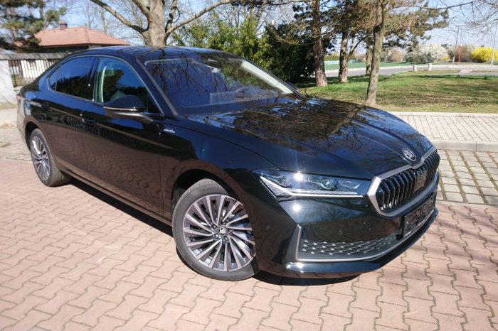 Škoda Superb IV Laurin & Klement model 2025