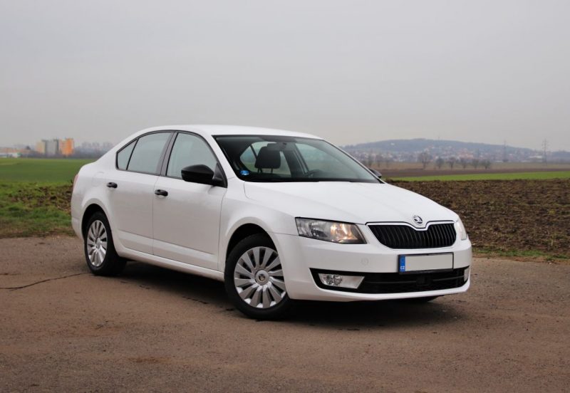 skoda-octavia-III- (1) skoda-octavia-III- (1)