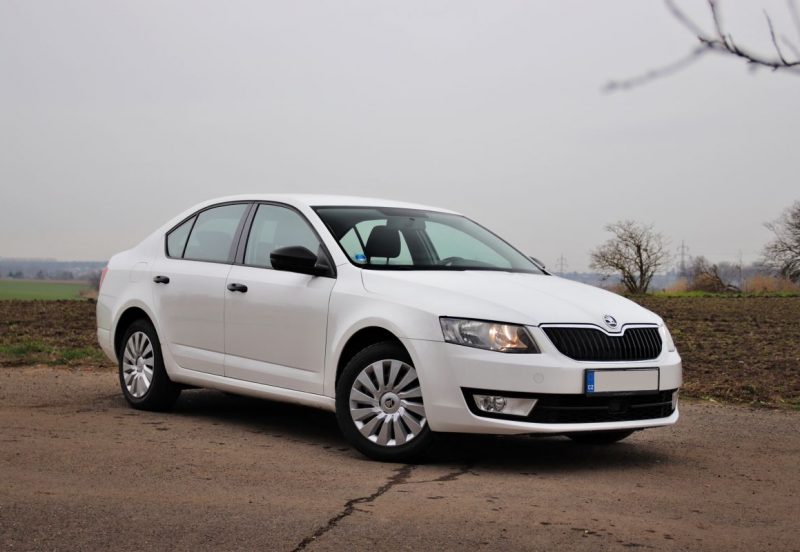 skoda-octavia-III- (2) skoda-octavia-III- (2)
